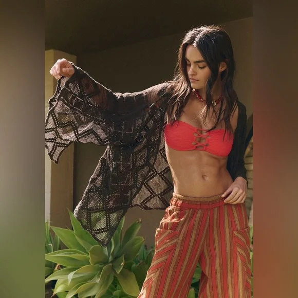 FREE PEOPLE Off The Coast Crochet Layer CARDIGAN - Picture 3 of 14